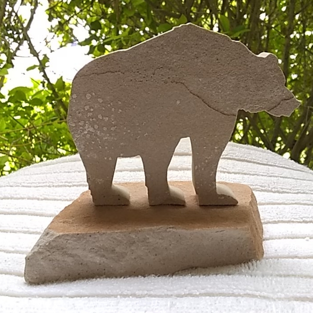 Bear Rock statue